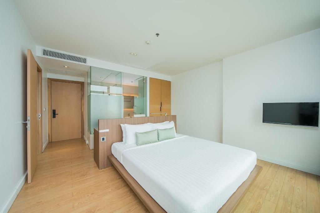 Seven Zea Chic Hotel Паттайя Экстерьер фото